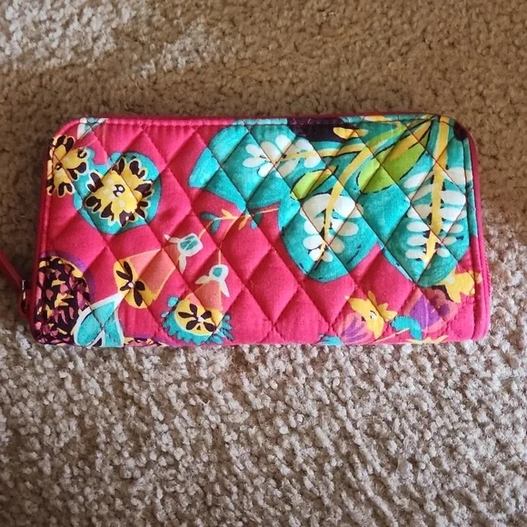 Vera Bradley Full size Wallet - Picture 2 of 4